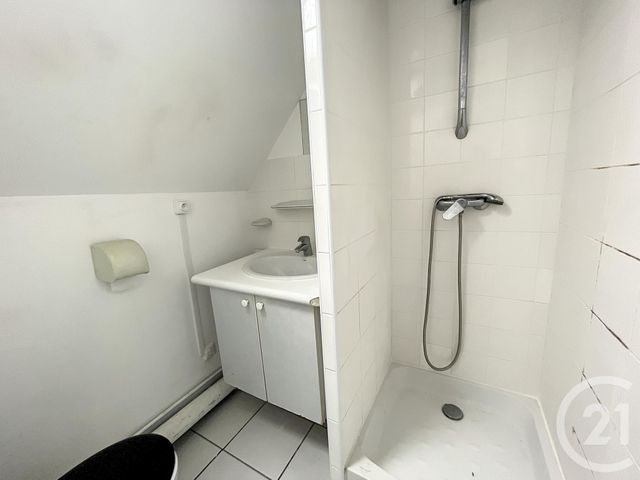 Appartement F1 &agrave; louer - 1 pi&egrave;ce - 24,61 m2 - Provins - 77 - ILE-DE-FRANCE