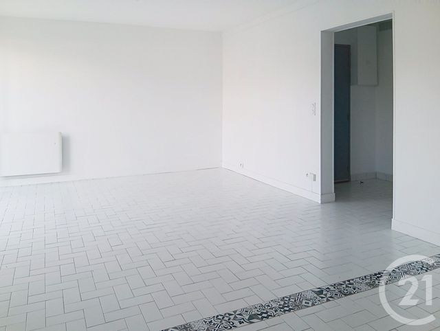 Appartement F3 &agrave; louer - 3 pi&egrave;ces - 62,61 m2 - Gouaix - 77 - ILE-DE-FRANCE