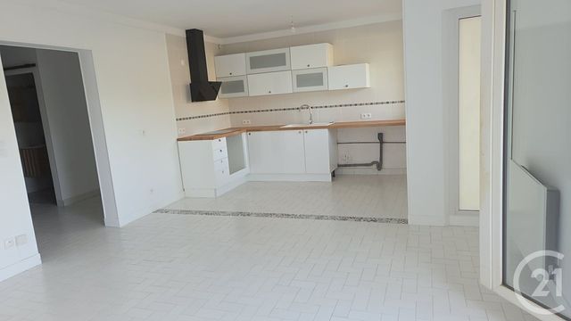 Appartement F3 &agrave; louer - 3 pi&egrave;ces - 62,61 m2 - Gouaix - 77 - ILE-DE-FRANCE