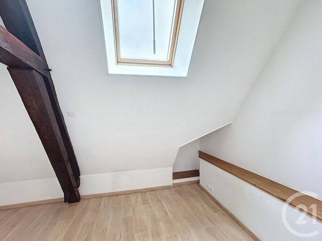 Appartement F1 &agrave; louer - 1 pi&egrave;ce - 22,15 m2 - Provins - 77 - ILE-DE-FRANCE