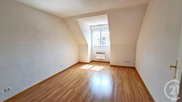 Appartement F3 &agrave; louer - 3 pi&egrave;ces - 58,55 m2 - Provins - 77 - ILE-DE-FRANCE