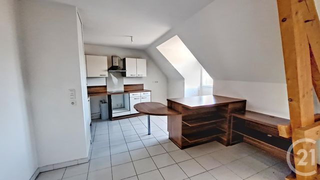 Appartement F3 &agrave; louer - 3 pi&egrave;ces - 58,55 m2 - Provins - 77 - ILE-DE-FRANCE