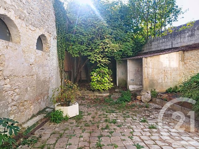 Appartement F4 &agrave; louer - 4 pi&egrave;ces - 76,77 m2 - Provins - 77 - ILE-DE-FRANCE