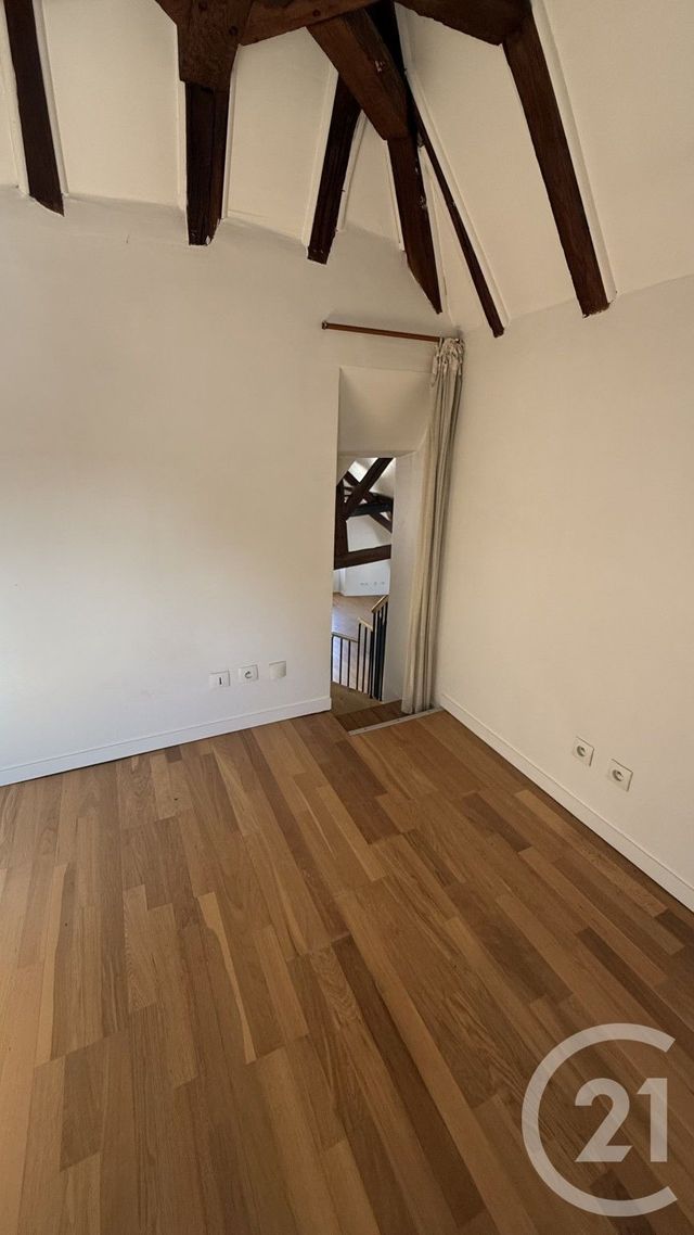 Appartement F1 &agrave; louer - 1 pi&egrave;ce - 53,27 m2 - Corbeil Essonnes - 91 - ILE-DE-FRANCE
