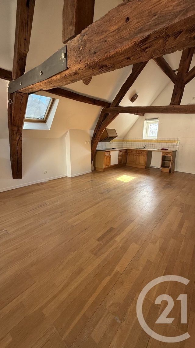 Appartement F1 à louer CORBEIL ESSONNES