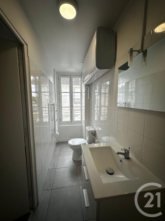 Appartement F3 &agrave; louer - 3 pi&egrave;ces - 53,45 m2 - Corbeil Essonnes - 91 - ILE-DE-FRANCE
