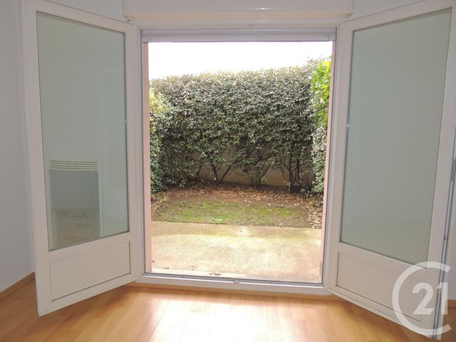 Appartement F1 &agrave; louer - 1 pi&egrave;ce - 24,10 m2 - Corbeil Essonnes - 91 - ILE-DE-FRANCE