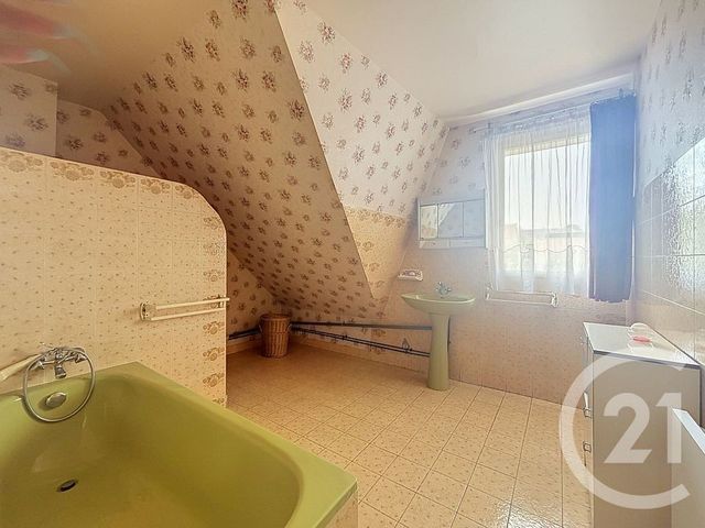 Maison &agrave; vendre - 9 pi&egrave;ces - 207,63 m2 - Corbeil Essonnes - 91 - ILE-DE-FRANCE