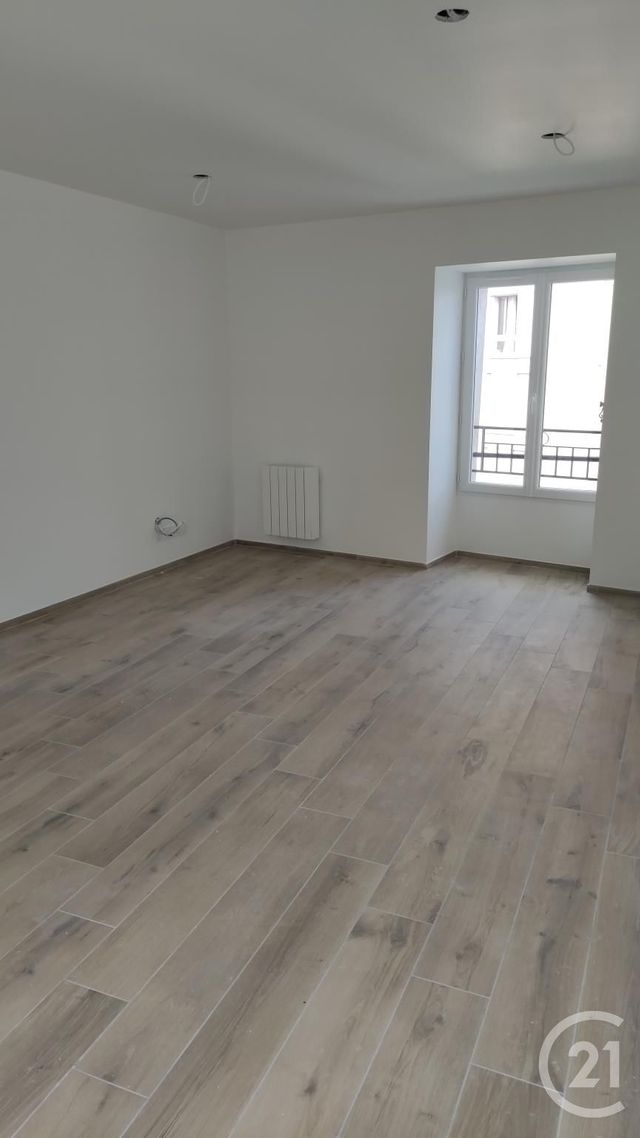 Appartement Studio à louer CORBEIL ESSONNES