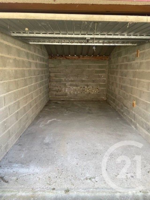 parking - CORBEIL ESSONNES - 91