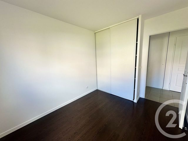 Appartement F3 &agrave; vendre - 3 pi&egrave;ces - 61 m2 - St Pierre Du Perray - 91 - ILE-DE-FRANCE