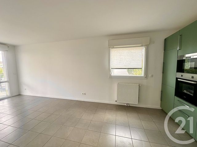 Appartement F3 &agrave; vendre - 3 pi&egrave;ces - 61 m2 - St Pierre Du Perray - 91 - ILE-DE-FRANCE