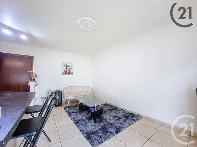 Appartement F2 &agrave; vendre - 2 pi&egrave;ces - 33 m2 - Corbeil Essonnes - 91 - ILE-DE-FRANCE