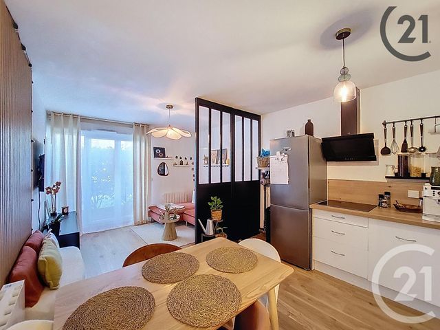 Appartement F2 &agrave; vendre - 2 pi&egrave;ces - 46 m2 - Corbeil Essonnes - 91 - ILE-DE-FRANCE