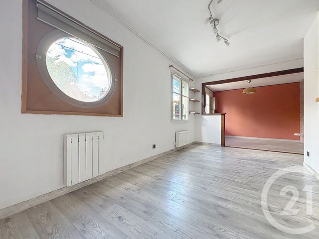 Appartement F3 &agrave; louer - 3 pi&egrave;ces - 50,04 m2 - Corbeil Essonnes - 91 - ILE-DE-FRANCE