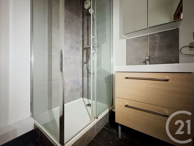 Appartement F3 &agrave; louer - 3 pi&egrave;ces - 50,04 m2 - Corbeil Essonnes - 91 - ILE-DE-FRANCE