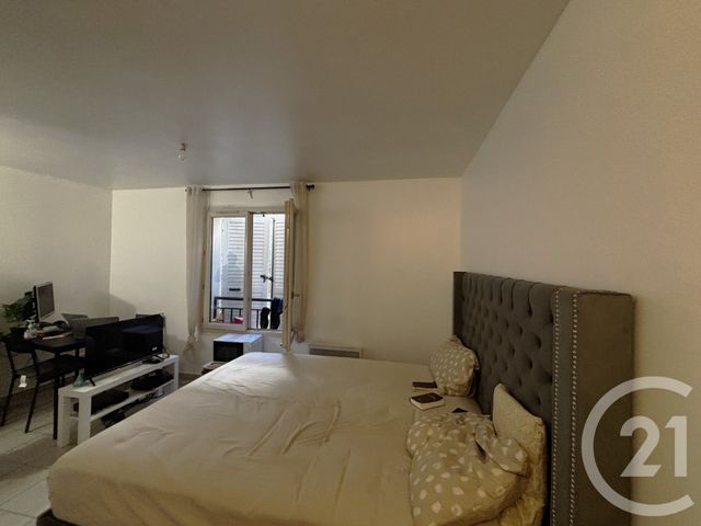 Appartement Studio &agrave; vendre - 1 pi&egrave;ce - 20 m2 - Corbeil Essonnes - 91 - ILE-DE-FRANCE