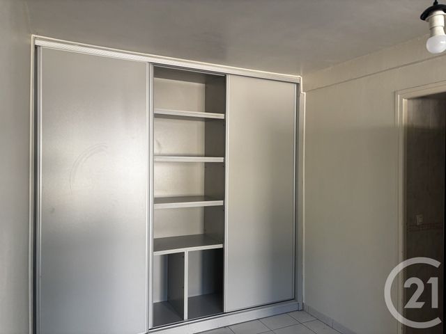 Appartement Local &agrave; vendre - 5 pi&egrave;ces - 300 m2 - Corbeil Essonnes - 91 - ILE-DE-FRANCE