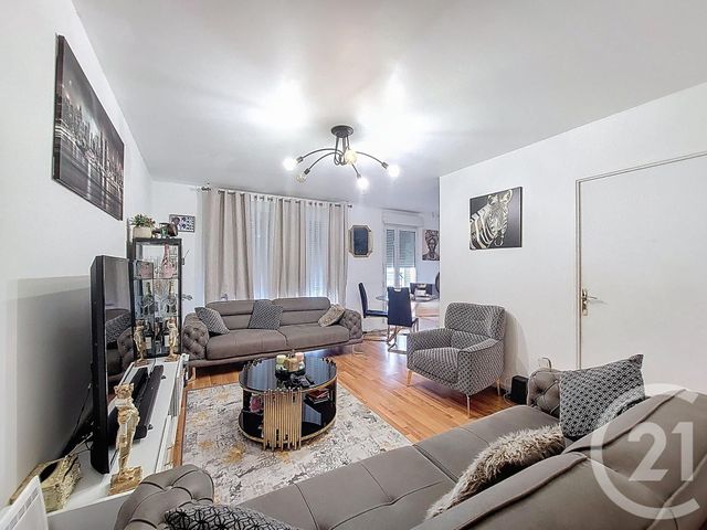 Appartement F3 &agrave; vendre - 3 pi&egrave;ces - 60,67 m2 - Corbeil Essonnes - 91 - ILE-DE-FRANCE