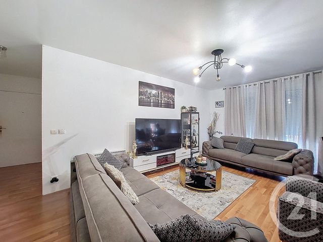 Appartement F3 &agrave; vendre - 3 pi&egrave;ces - 60,67 m2 - Corbeil Essonnes - 91 - ILE-DE-FRANCE
