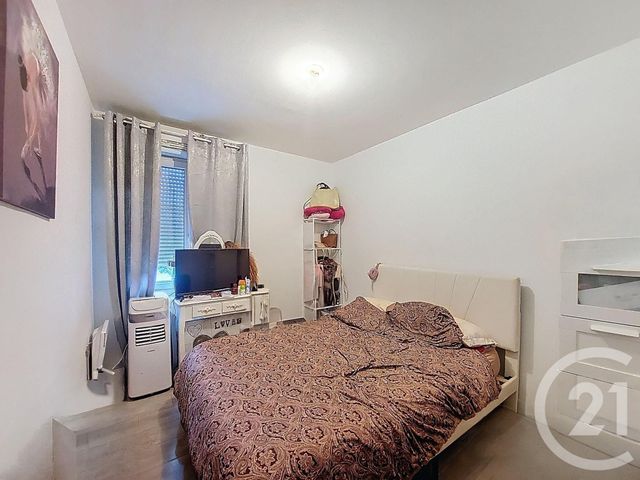 Appartement F3 &agrave; vendre - 3 pi&egrave;ces - 60,67 m2 - Corbeil Essonnes - 91 - ILE-DE-FRANCE