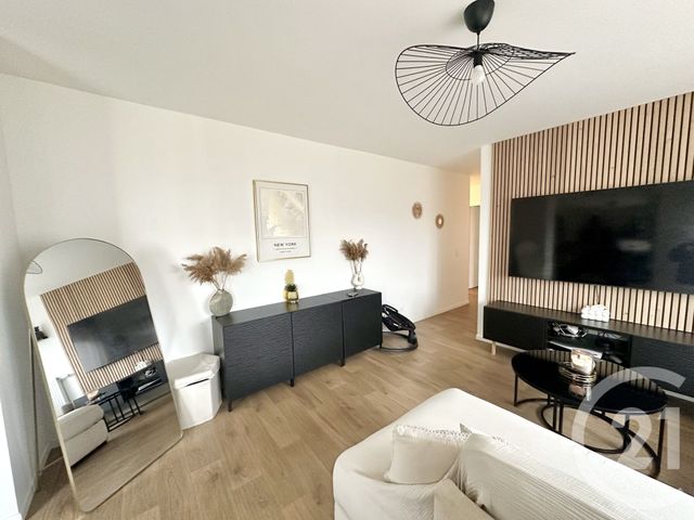 Appartement F3 &agrave; vendre - 3 pi&egrave;ces - 65,15 m2 - Corbeil Essonnes - 91 - ILE-DE-FRANCE