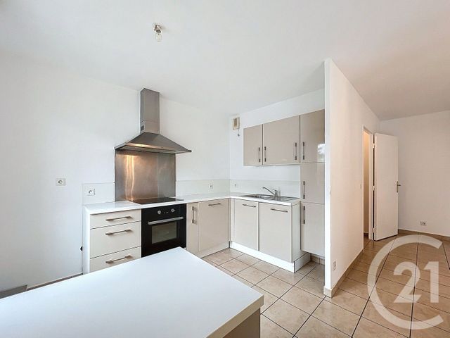 Appartement &agrave; vendre - 3 pi&egrave;ces - 67 m2 - St Germain Les Corbeil - 91 - ILE-DE-FRANCE