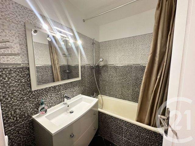 Appartement F4 &agrave; vendre - 4 pi&egrave;ces - 84 m2 - Grigny - 91 - ILE-DE-FRANCE