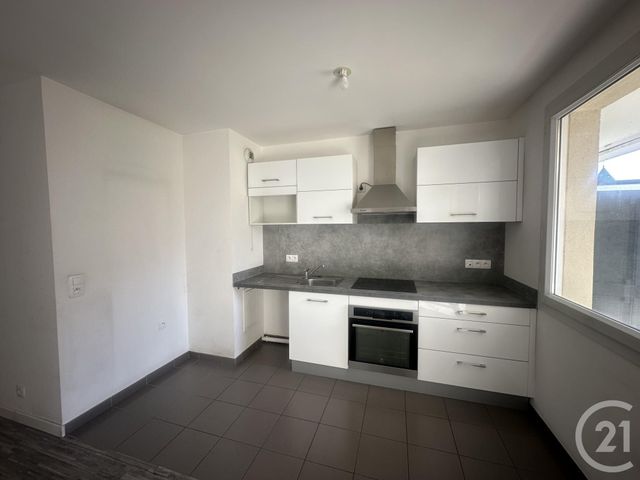 Appartement F2 &agrave; louer - 2 pi&egrave;ces - 46,29 m2 - Corbeil Essonnes - 91 - ILE-DE-FRANCE