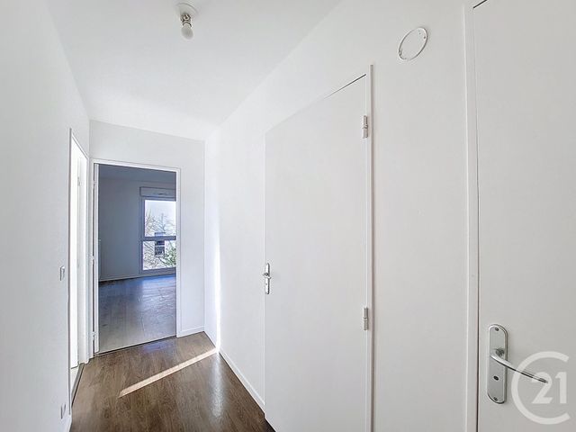 Appartement F4 &agrave; vendre - 4 pi&egrave;ces - 72,75 m2 - Corbeil Essonnes - 91 - ILE-DE-FRANCE