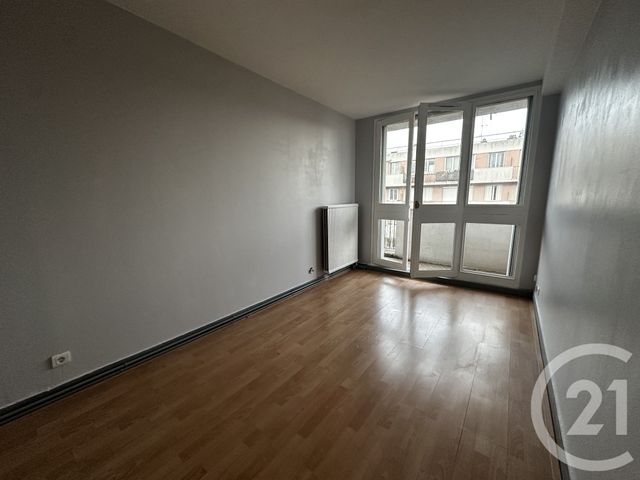 Appartement F3 &agrave; louer - 3 pi&egrave;ces - 64,64 m2 - Corbeil Essonnes - 91 - ILE-DE-FRANCE