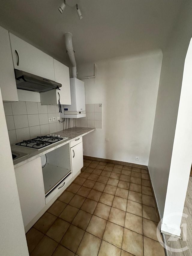 Appartement F1 &agrave; louer - 1 pi&egrave;ce - 34,62 m2 - Corbeil Essonnes - 91 - ILE-DE-FRANCE