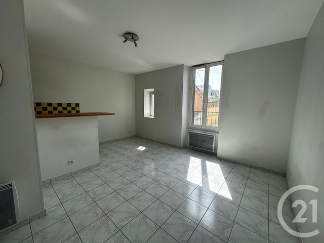 Appartement F2 &agrave; louer - 2 pi&egrave;ces - 30,90 m2 - Corbeil Essonnes - 91 - ILE-DE-FRANCE