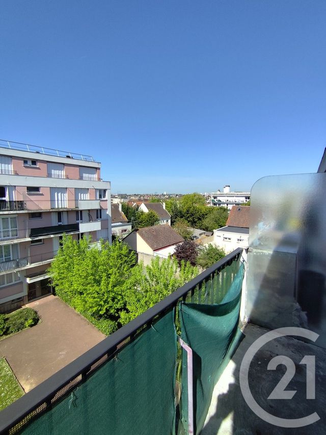 Appartement F3 &agrave; louer - 3 pi&egrave;ces - 64,63 m2 - Corbeil Essonnes - 91 - ILE-DE-FRANCE