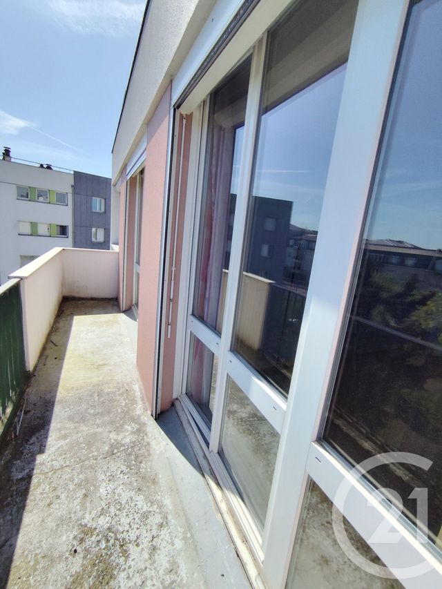 Appartement F3 &agrave; louer - 3 pi&egrave;ces - 64,63 m2 - Corbeil Essonnes - 91 - ILE-DE-FRANCE
