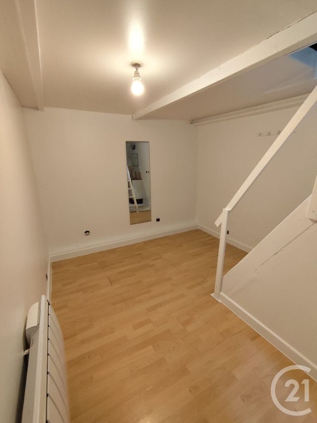 Maison &agrave; louer - 2 pi&egrave;ces - 63,92 m2 - Saintry Sur Seine - 91 - ILE-DE-FRANCE