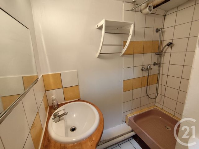 Maison &agrave; louer - 2 pi&egrave;ces - 63,92 m2 - Saintry Sur Seine - 91 - ILE-DE-FRANCE