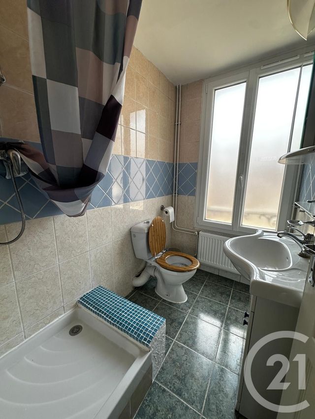 Appartement F2 &agrave; louer - 2 pi&egrave;ces - 44,03 m2 - Corbeil Essonnes - 91 - ILE-DE-FRANCE