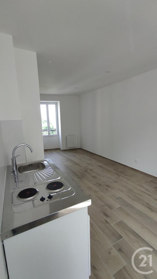 Appartement Studio &agrave; louer - 1 pi&egrave;ce - 22,03 m2 - Corbeil Essonnes - 91 - ILE-DE-FRANCE
