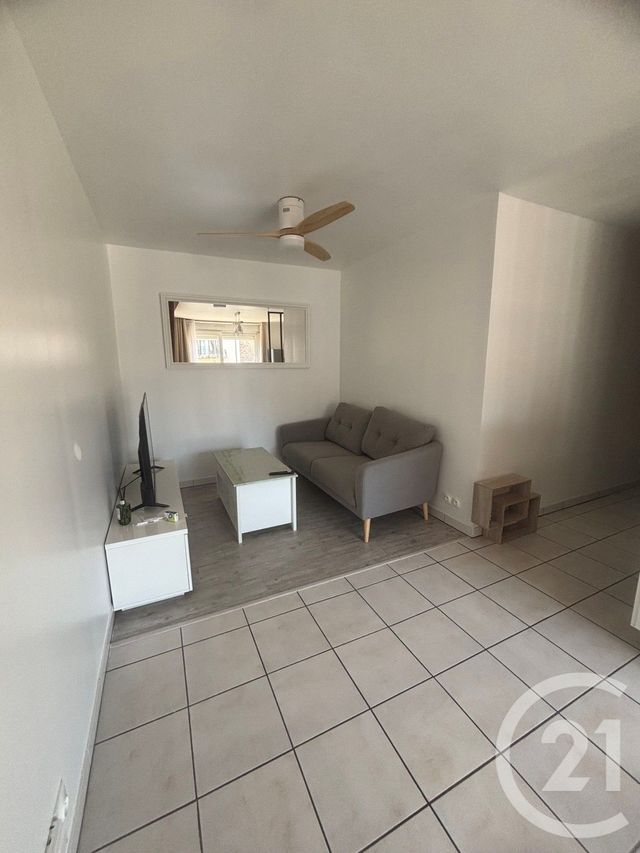 Appartement Duplex &agrave; louer - 2 pi&egrave;ces - 56,15 m2 - Corbeil Essonnes - 91 - ILE-DE-FRANCE