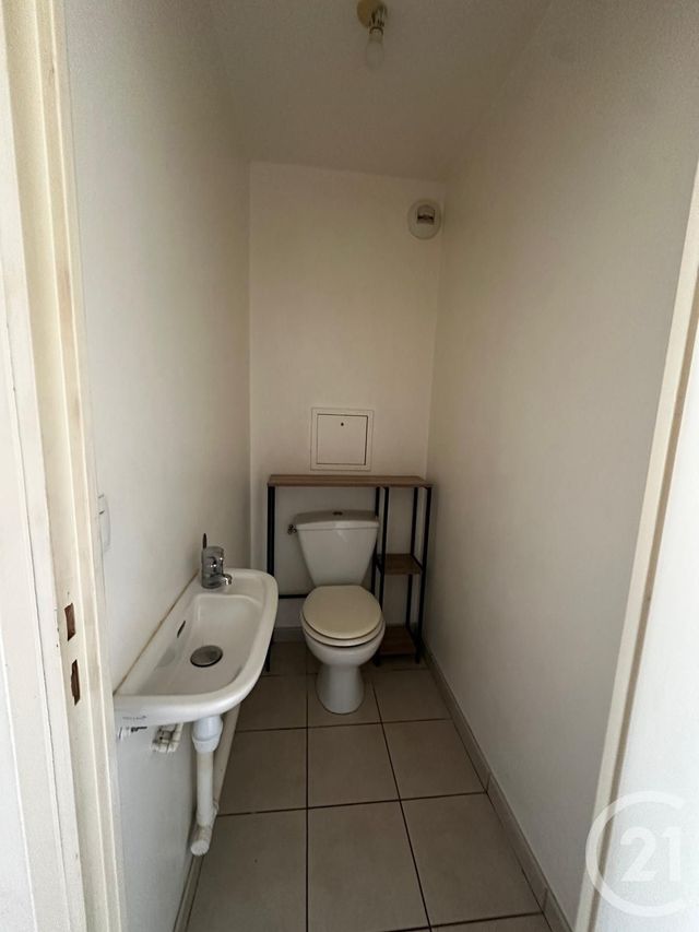Appartement F1 &agrave; louer - 1 pi&egrave;ce - 24,10 m2 - Corbeil Essonnes - 91 - ILE-DE-FRANCE