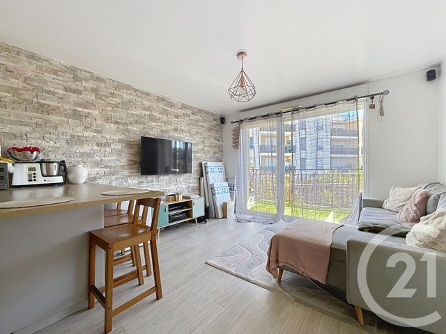 Appartement F2 à louer CORBEIL ESSONNES