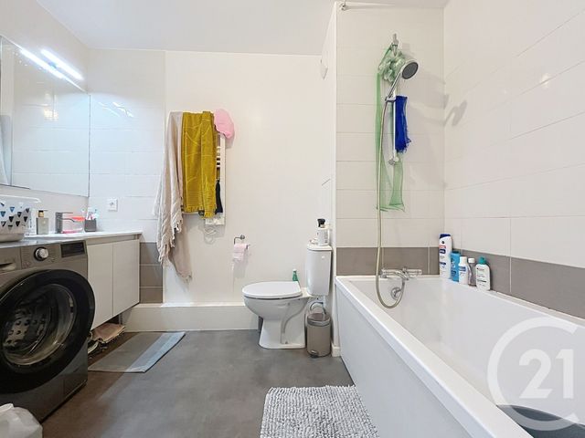 Appartement F2 &agrave; louer - 2 pi&egrave;ces - 40,90 m2 - Corbeil Essonnes - 91 - ILE-DE-FRANCE