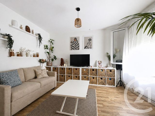 Appartement &agrave; vendre - 3 pi&egrave;ces - 57 m2 - Corbeil Essonnes - 91 - ILE-DE-FRANCE