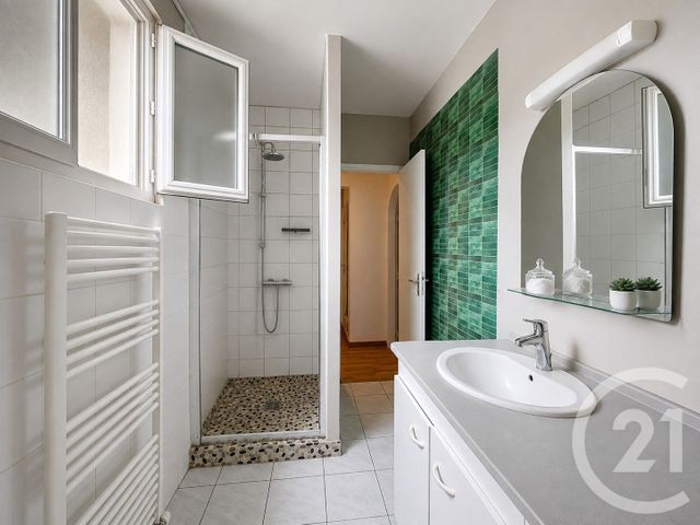 Appartement &agrave; vendre - 3 pi&egrave;ces - 57 m2 - Corbeil Essonnes - 91 - ILE-DE-FRANCE