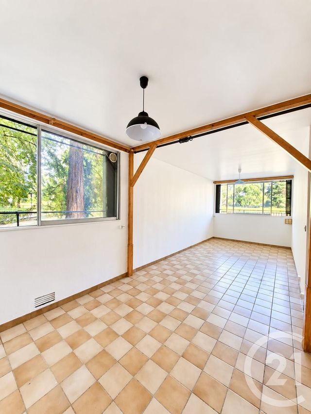 Appartement F2 &agrave; vendre - 2 pi&egrave;ces - 40,02 m2 - Savigny Sur Orge - 91 - ILE-DE-FRANCE