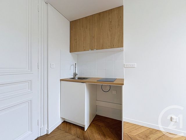 Appartement Studio &agrave; louer - 1 pi&egrave;ce - 21,88 m2 - Corbeil Essonnes - 91 - ILE-DE-FRANCE