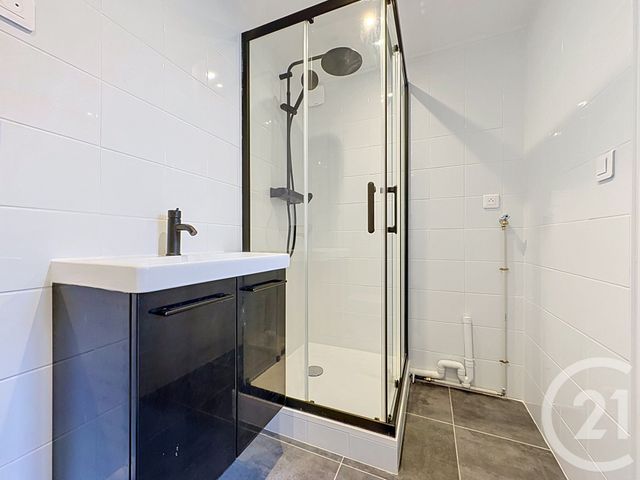 Appartement Studio &agrave; louer - 1 pi&egrave;ce - 21,88 m2 - Corbeil Essonnes - 91 - ILE-DE-FRANCE